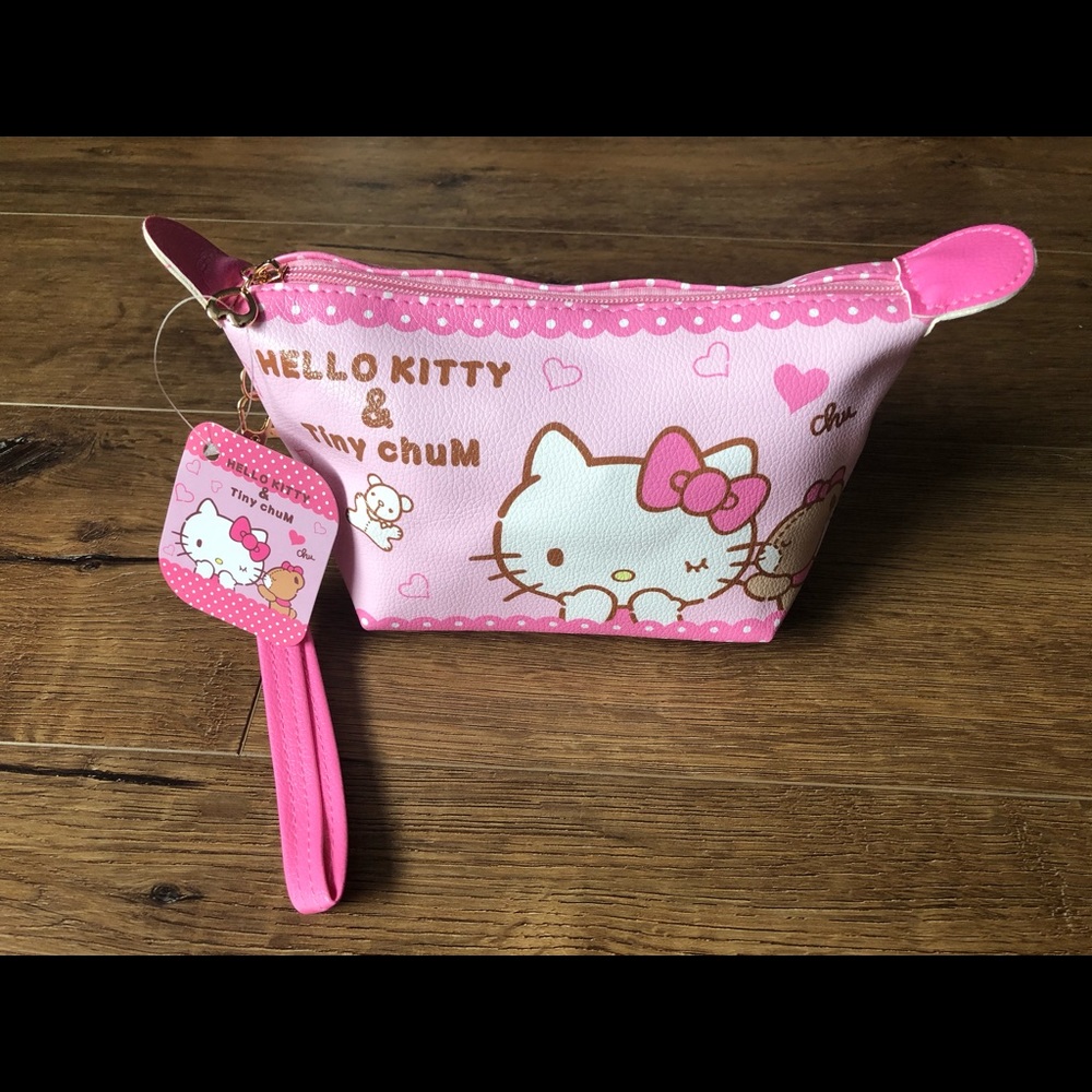 HELLO KITTY-NWT Pink Make-Up Bag